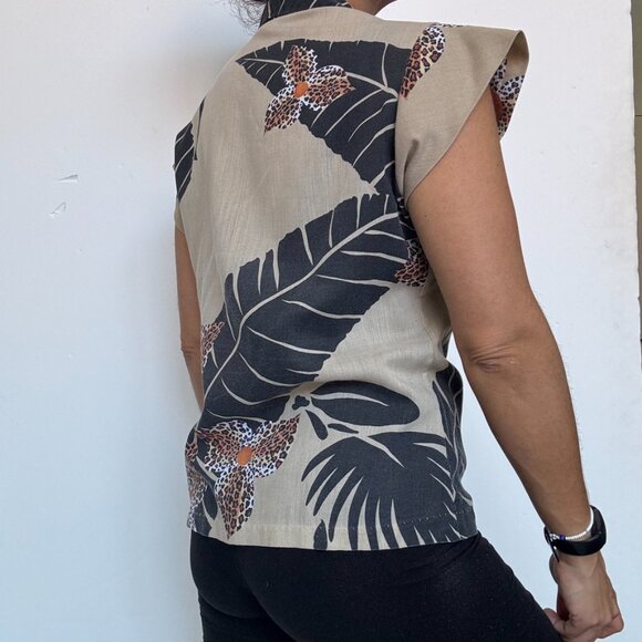 Vintage Palms Floral Cotton Button Down Shirt - Picture 3 of 6